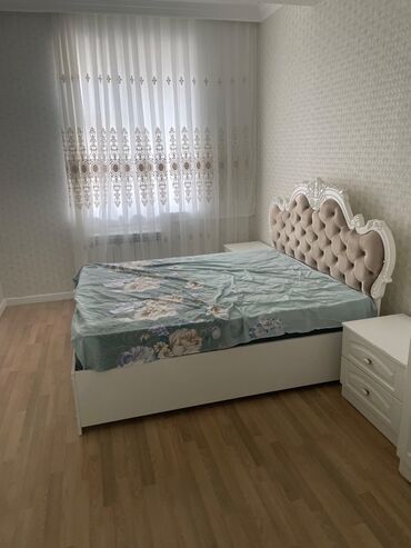 Tumbalar: 2 təknəfərlik çarpayı, Dolab, Komod, Yeni