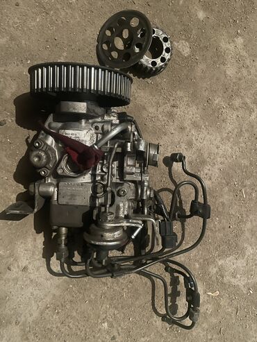 Детали двигателя и моторы в сборе: Топливная аппаратура Hyundai 2002 г., Б/у, Оригинал