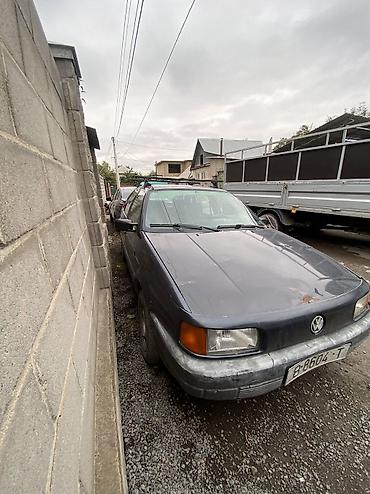 Volkswagen Passat: 1991 г., 2 л, Механика, Бензин, Седан at lalafo.kg Volkswagen Passat: 1991 г., 2 л, Механика, Бензин, Седан