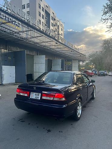 мото honda: Honda Accord: 2000 г., Автомат, Бензин, Седан — 8