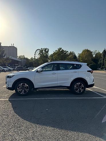 wuling starlight 730: Срочно продам Soueast (Jetour) DX8s Год 2022 эксплуатация с 2023 Объем — 4