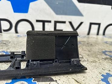 e klass: Дефлектор воздуховода Honda 1998 г., Б/у, Оригинал, Германия — 8