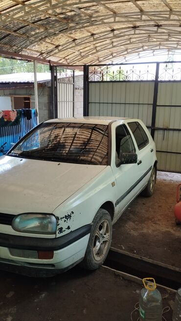 алмашам: Volkswagen Golf: 1993 г., 1.8 л, Механика, Бензин, Хетчбек