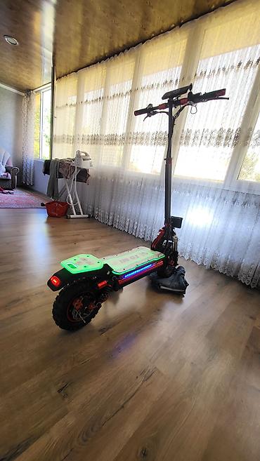 самокат: Elektrik skuter – TOMI brendi Xüsusiyyətlər: - Güclü ikili — 9