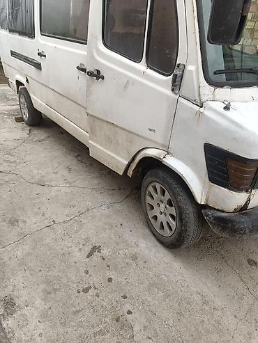 602: Mercedes-Benz : 1991 г., 2.9 л, Механика, Дизель, Фургон — 6