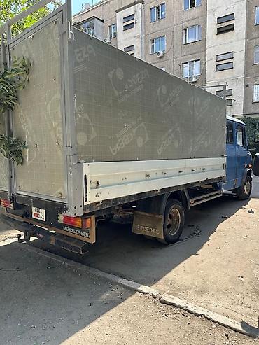 зерколо спринтер: Грузовой фургон Mercedes‑Benz 611D - Тип: малотоннажный — 8