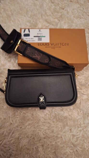 Çantalar: Çiyin çantası, Louis Vuitton, İşlənmiş