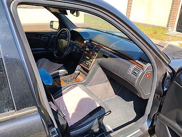Продажа авто: Mercedes-Benz E-Class: 1998 г., 4.3 л, Автомат, Бензин, Седан — 8