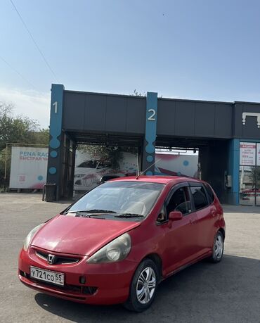 купить авто в бишкеке дешево: Honda Fit: 2002 г., 1.3 л, Вариатор, Бензин, Хэтчбэк