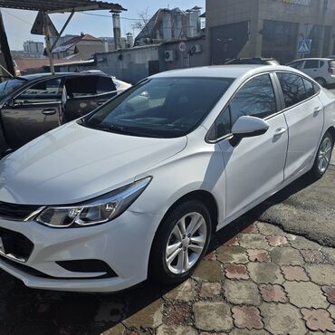 мерседес е клас 210: Chevrolet Cruze: 2017 г., 1.4 л, Автомат, Бензин, Седан