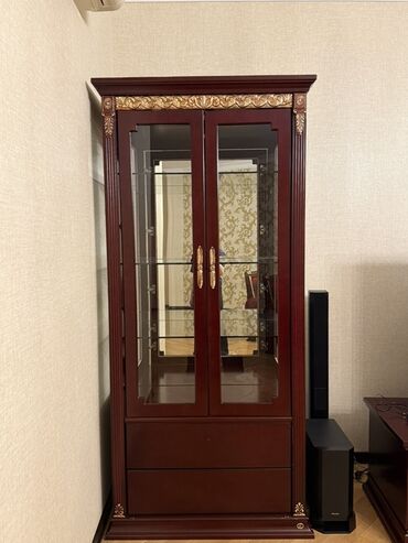 Qonaq otağı dəstləri: İşlənmiş, Jurnal masası, İtaliya — 4