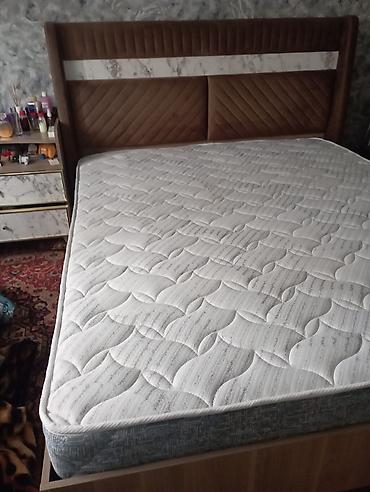 Yataq otağı dəstləri: İkinəfərlik çarpayı, Dolab — 8