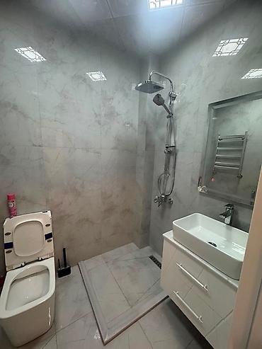 Uzunmüddətli kirayə mənzillər: 🏡 ƏMLAK MƏLUMATLARI 📍 Ünvan: Sumqayıt Bulvarı,Abşeron City Yaşayış — 14