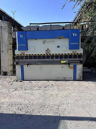 Листогибочный пресс (Press Brake) 125/3200 - Тип: гидравлический