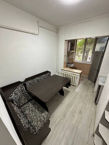 Продажа квартир: 2 комнаты, 65 м², 106 серия, 1 этаж, Косметический ремонт