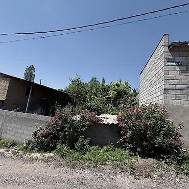 Продажа коттеджей и домов: 4 комнаты, 85 м², 5 соток, Бишкек, Дордой-2 ж/м Собственник — 18