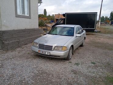 резина 235 65 16: Mercedes-Benz C 180: 1993 г., 1.8 л, Механика, Бензин, Седан