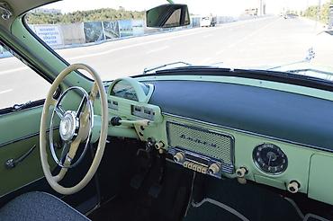 opel vektra a: Klassik avtomobil – GAZ-21 “Volqa” (I seriya), açıq-yaşıl rəngdə — 8