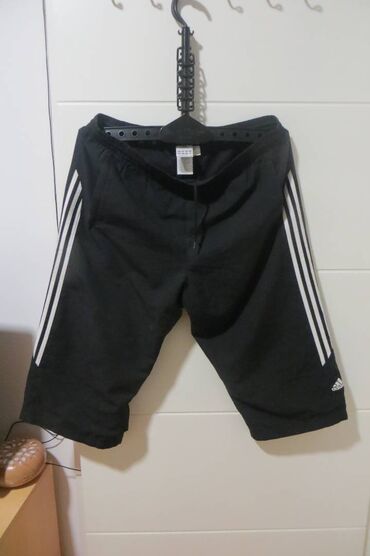 new yorker sortsevi: Shorts Adidas, 2XL (EU 44), color - Black