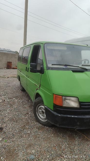 Ford Transit: 1988 г., 2.5 л, Механика, Дизель, Фургон