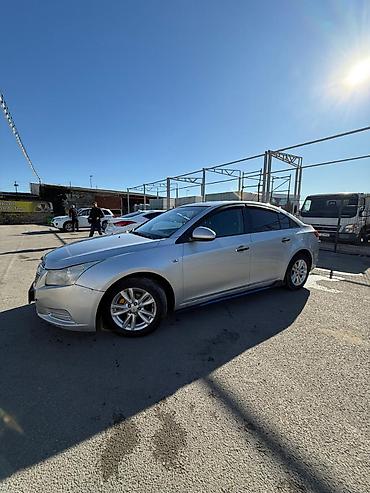 Chevrolet: Chevrolet Cruze: 1.8 l | 2012 il Sedan — 7