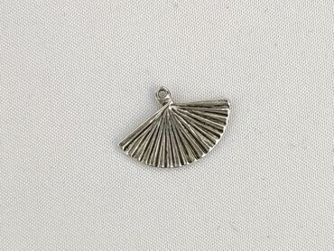 Pendant, Female, condition - Good