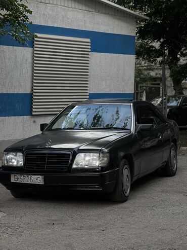 вента капот: Mercedes-Benz W124: 1991 г., 2.3 л, Механика, Бензин, Купе
