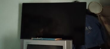 arxa goruntu: LED/LCD Televizor samsung - Ekran ölçüsü: təxminən 32–40 düym