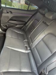 Hyundai: Hyundai Elantra: 1.6 l | 2019 il Sedan — 10