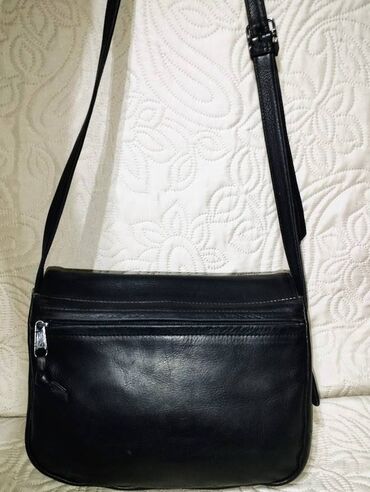 Torbe: Bree odlična kožna torba Skupocena torba, renomiranog brenda Bree u na lalafo.rs — 3 Torbe: Bree odlična kožna torba Skupocena torba, renomiranog brenda Bree u — 3