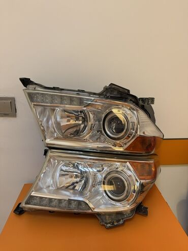 Filtrlər: Komplekt, Yaxın və uzaq vuran işıqlar Toyota, 2012 il, Orijinal, İşlənmiş