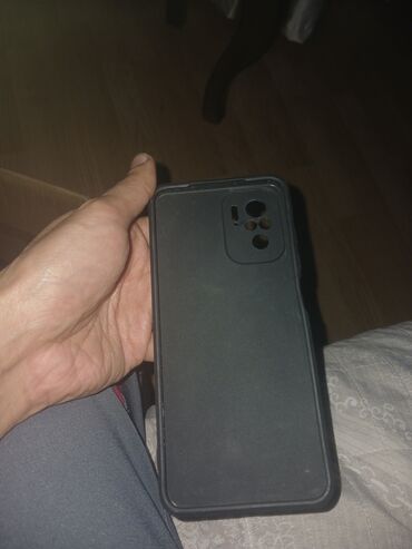 Kabrolar: Məhsul: Smartfon üçün qəlibli arxa örtüklər (case) Hamısı 20 Manat — 7