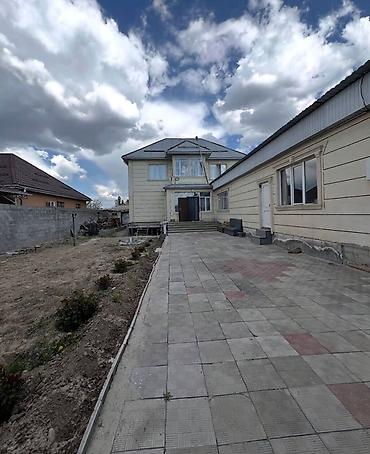 Продажа коттеджей и домов: 🏡 Продаётся просторный двухэтажный кирпичный дом в ж/м Арча-Бешик — 1