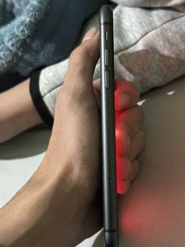 Apple iPhone: IPhone 11, Б/у, 128 ГБ, Черный, Защитное стекло, 89 % — 9