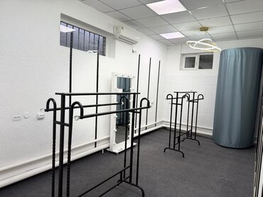 Бутики: Сдаю Бутик, 30 м², С ремонтом, Действующий, Без оборудования — 16