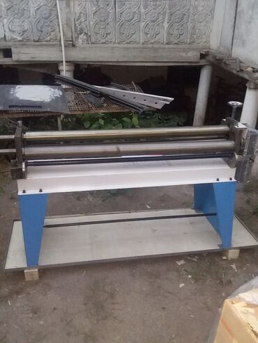 Metal dəzgahları: Metal bükmə/valçanka dəzgahı – elektrik ötürücülü - 3 valslı silindr — 1