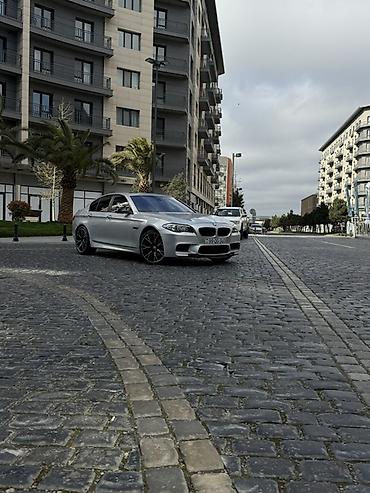 BMW: Böyük manitor Boyük gozik 4 knopkadan ibaratdi Head up (elektron — 22