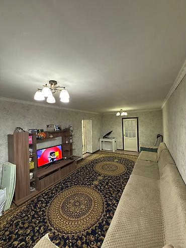 Продажа коттеджей и домов: 🏡 **Бишкек, ж/м Арча-Бешик** 🏠 Дом, 4 комнаты 📐 Площадь: 100 м² 🌳 — 4