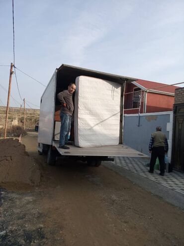 Oyuncaqlar: Yuk dasima. yuk dasimasi. Yük daşıma. Bag evlerinin kocurulmesi. bina — 3