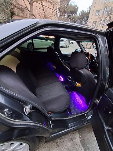 renault kangoo 2000: BMW 3 series: 2 l | 1992 il Sedan — 4
