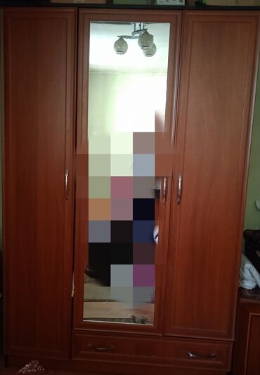 постельное белье недорого: Шкаф для одежды, Б/у, Прямой, Дерево