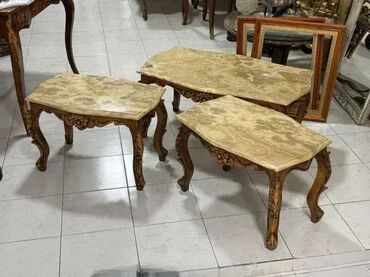 Stilski klub stolovi: Stilski set stolića (3 komada) – drvo / oniks – Dobro stanje 🌟 Veliki — 3