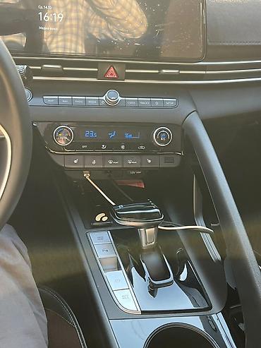 mersedes vario: Hyundai Elantra: 2024 г., 1.5 л, Вариатор, Бензин, Седан — 8