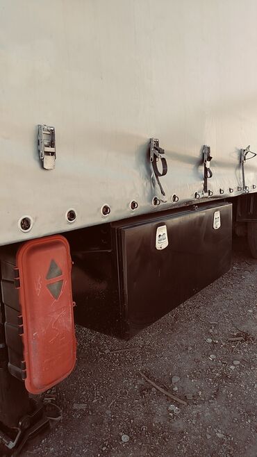 Прицепы и полуприцепы: Прицеп, Krone, Шторный, от 12 т, Б/у — 9