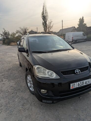 авторынок риом: Toyota Avensis Verso: 2005 г., 2 л, Автомат, Бензин, Вэн/Минивэн