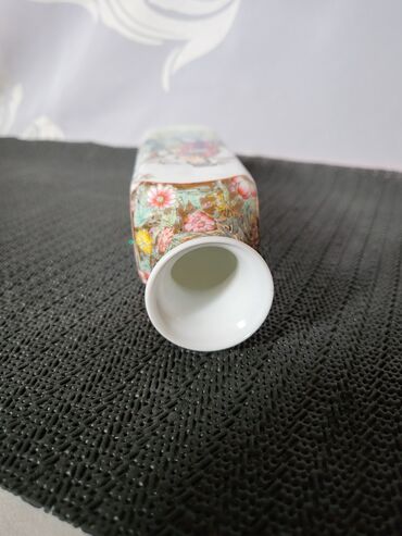 Vaze i saksije: Vaza, bоја - Šareno, Novo na lalafo.rs — 9 Vaze i saksije: Vaza, bоја - Šareno, Novo — 9