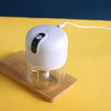 Ostala kuhinjska oprema: Cena 1190 din Bezicni Mini coper (punjiva baterija) Mini mlin za — 12