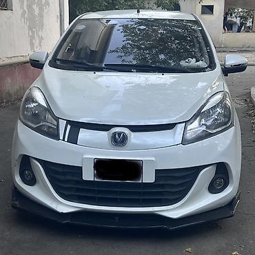 Changan: Changan city avtomobili – ağ rəngdə kompakt hetçbek. Xüsusiyyətlər və — 1