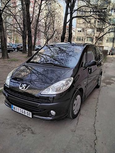 c4 2005: Peugeot 1007 – gradski mini MPV sa kliznim bočnim vratima s obe — 3