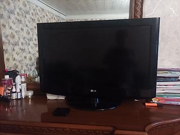 ТВ и видео: Б/у Телевизор LG LCD 32" HD (1366x768), Самовывоз — 1